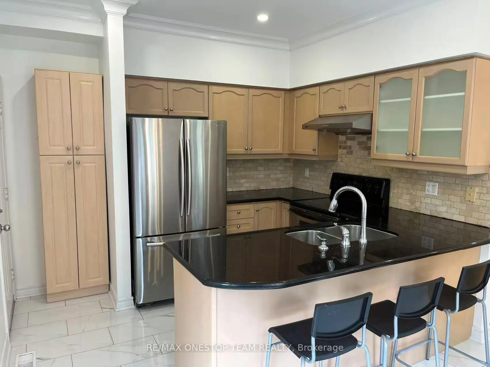 Photo 3 of 2005 Bur Oak Avenue, Markham, Greensborough — HOMEH
