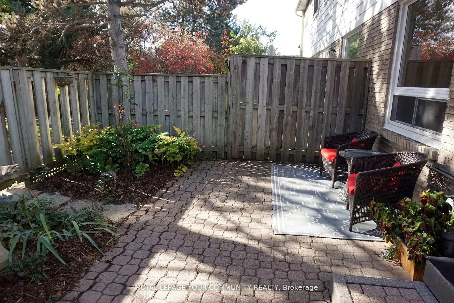 Photo 22 of 39 Knightsbridge Way, Markham, Markham Village — HOMEH