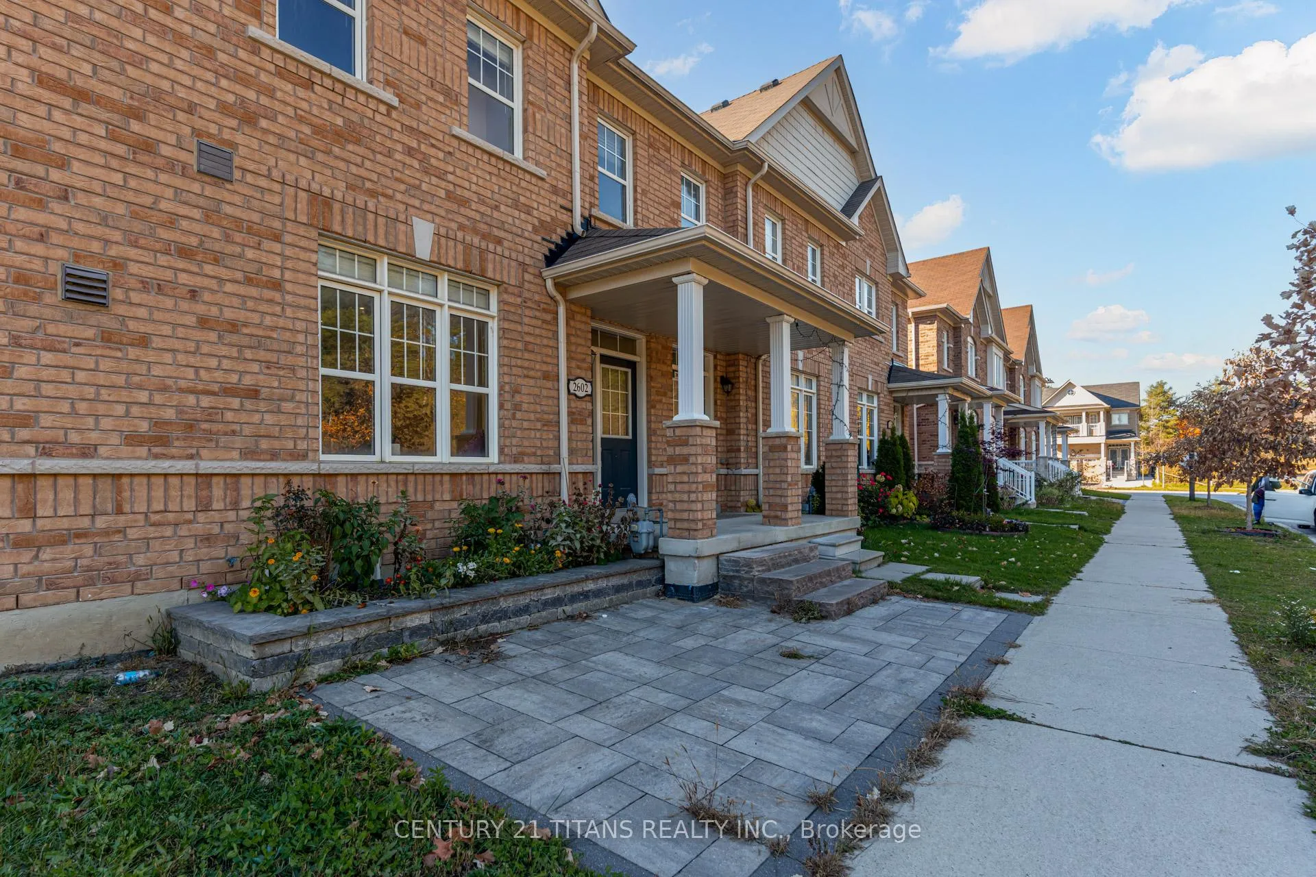 Photo 4 of 2602 Tillings Road, Pickering, Duffin Heights — HOMEH