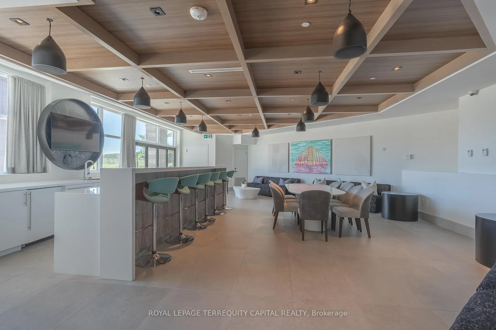 Photo 27 of Unit 313, 600 North Service Road, Hamilton, Stoney Creek — HOMEH