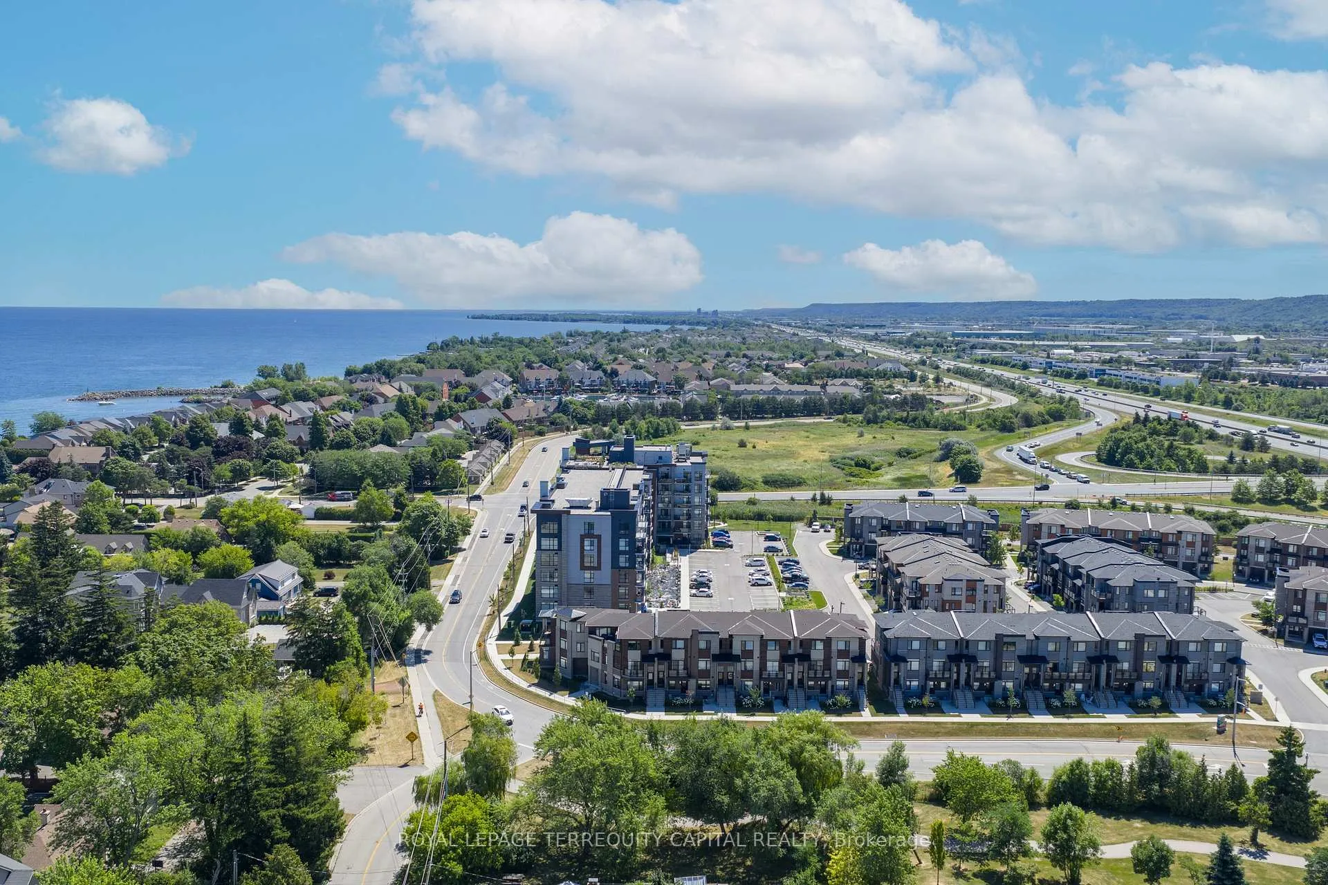 Photo 30 of Unit 313, 600 North Service Road, Hamilton, Stoney Creek — HOMEH