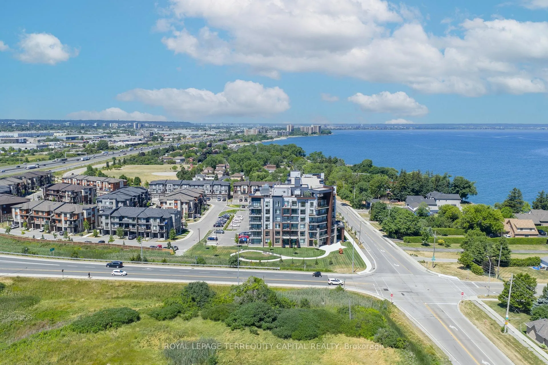 Photo 32 of Unit 313, 600 North Service Road, Hamilton, Stoney Creek — HOMEH