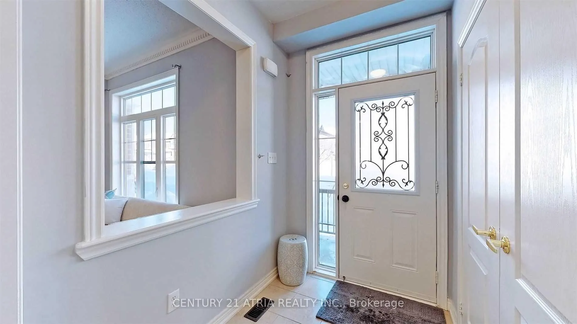 Photo 18 of 131 Christian Ritter Drive, Markham, Berczy — HOMEH