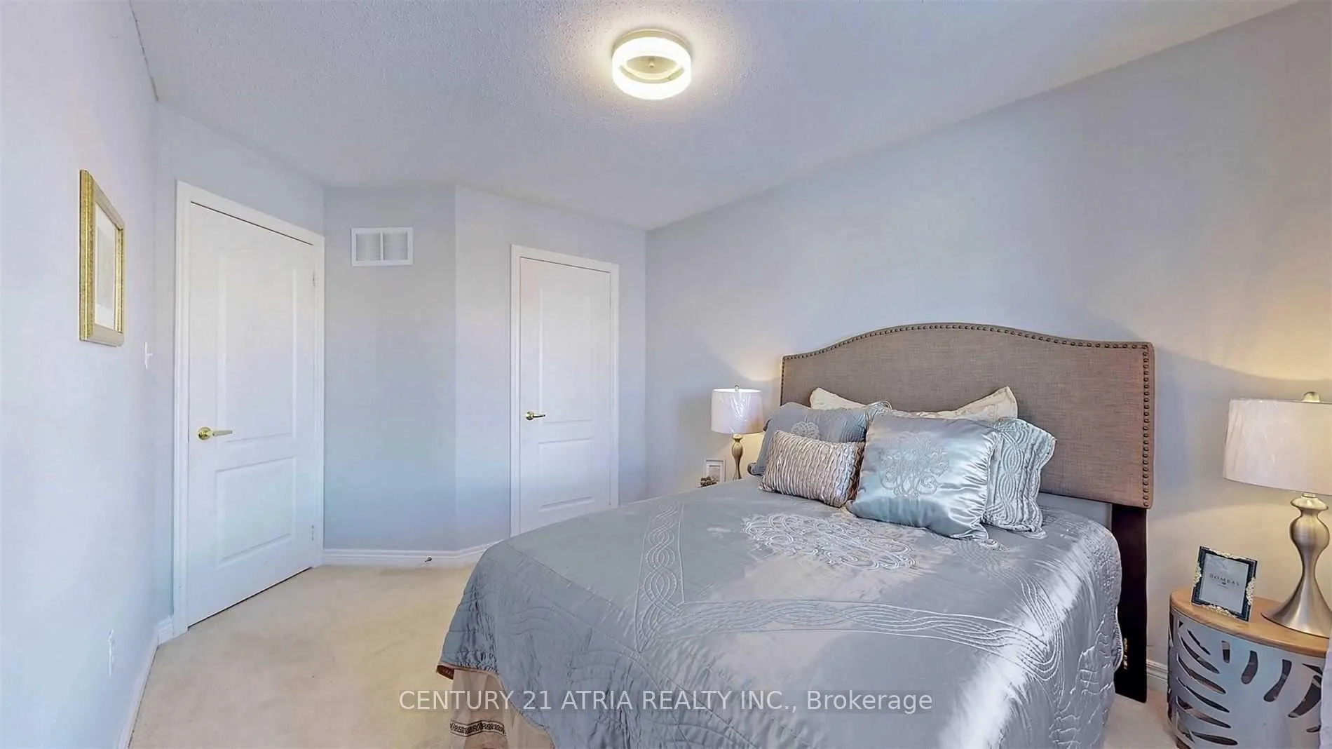 Photo 24 of 131 Christian Ritter Drive, Markham, Berczy — HOMEH