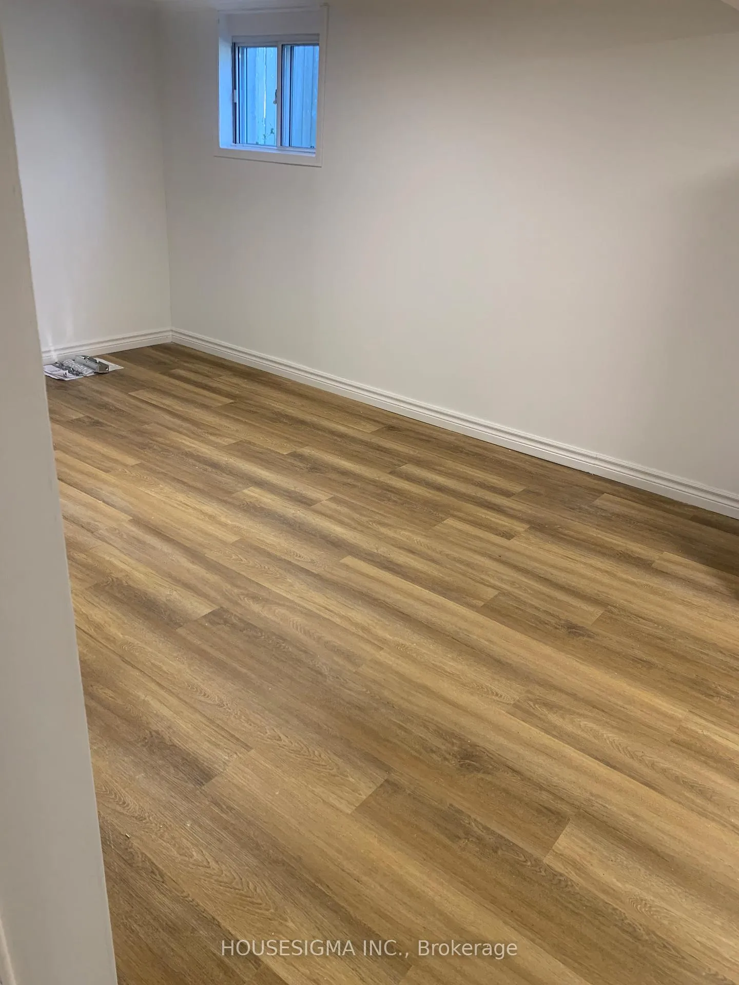 Photo 8 of 324 Lawrence Avenue W, Toronto, Bedford Park-Nortown — HOMEH