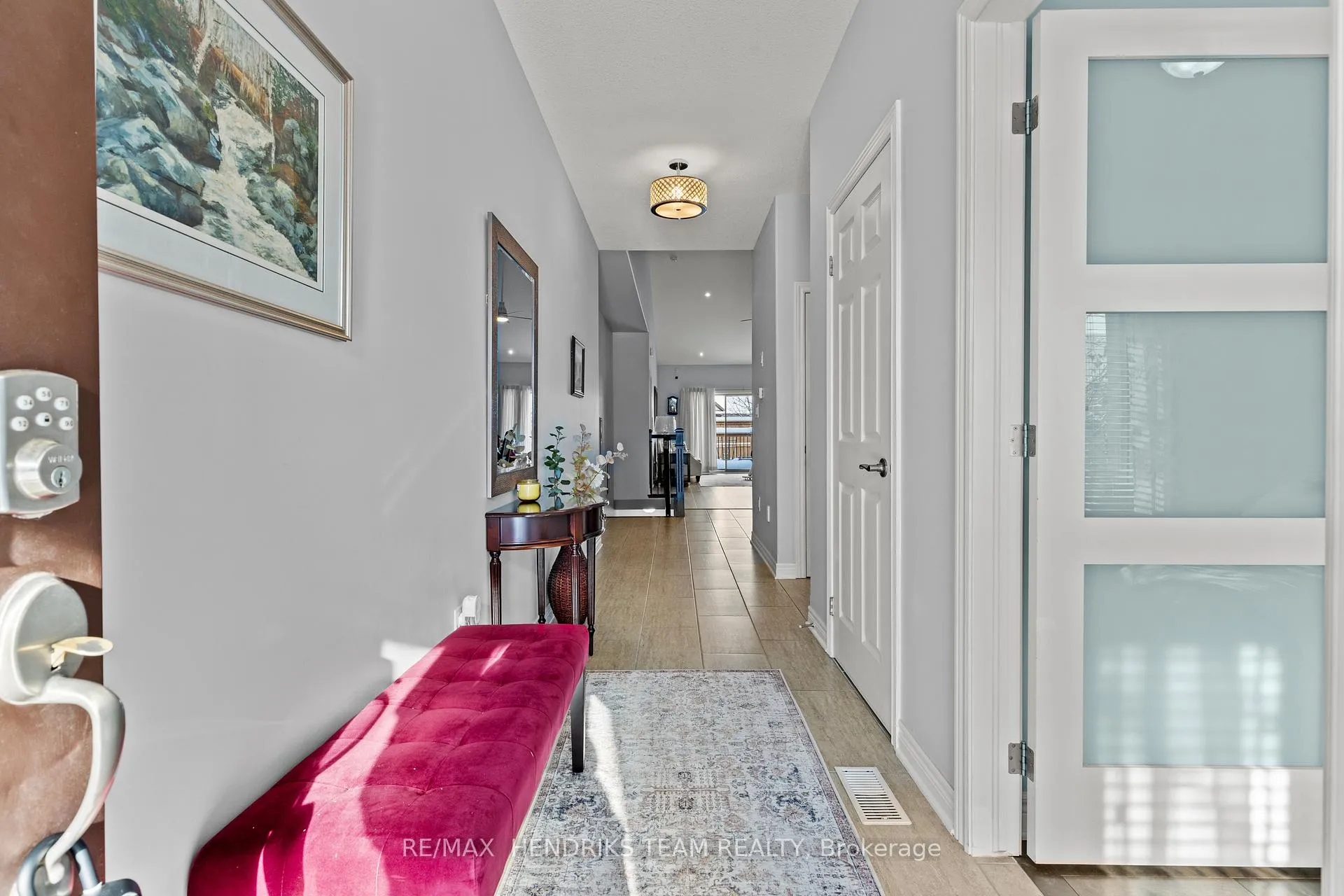 Photo 5 of Unit 19, 9440 Eagle Ridge Drive, Niagara Falls, Forestview — HOMEH