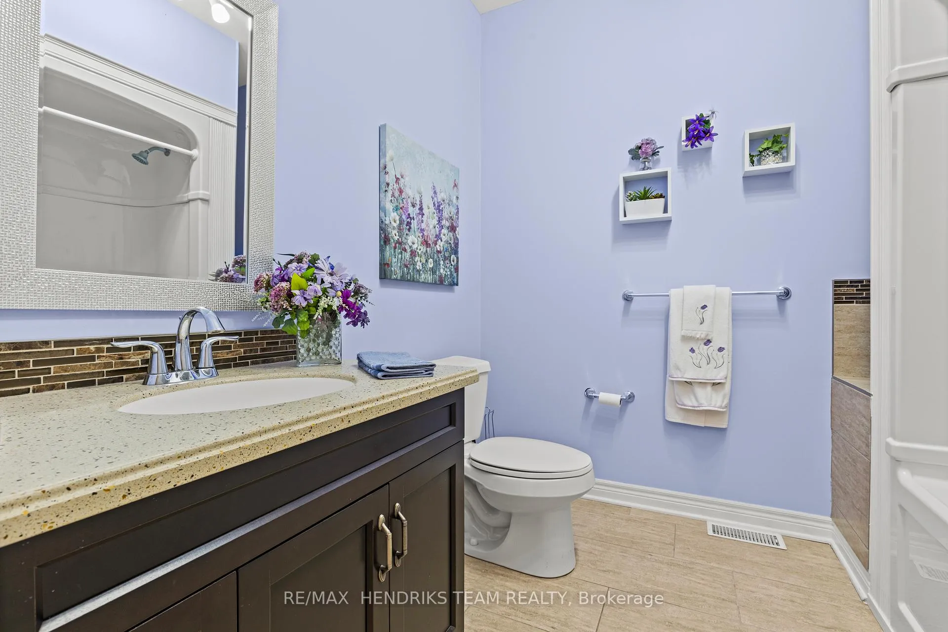 Photo 8 of Unit 19, 9440 Eagle Ridge Drive, Niagara Falls, Forestview — HOMEH