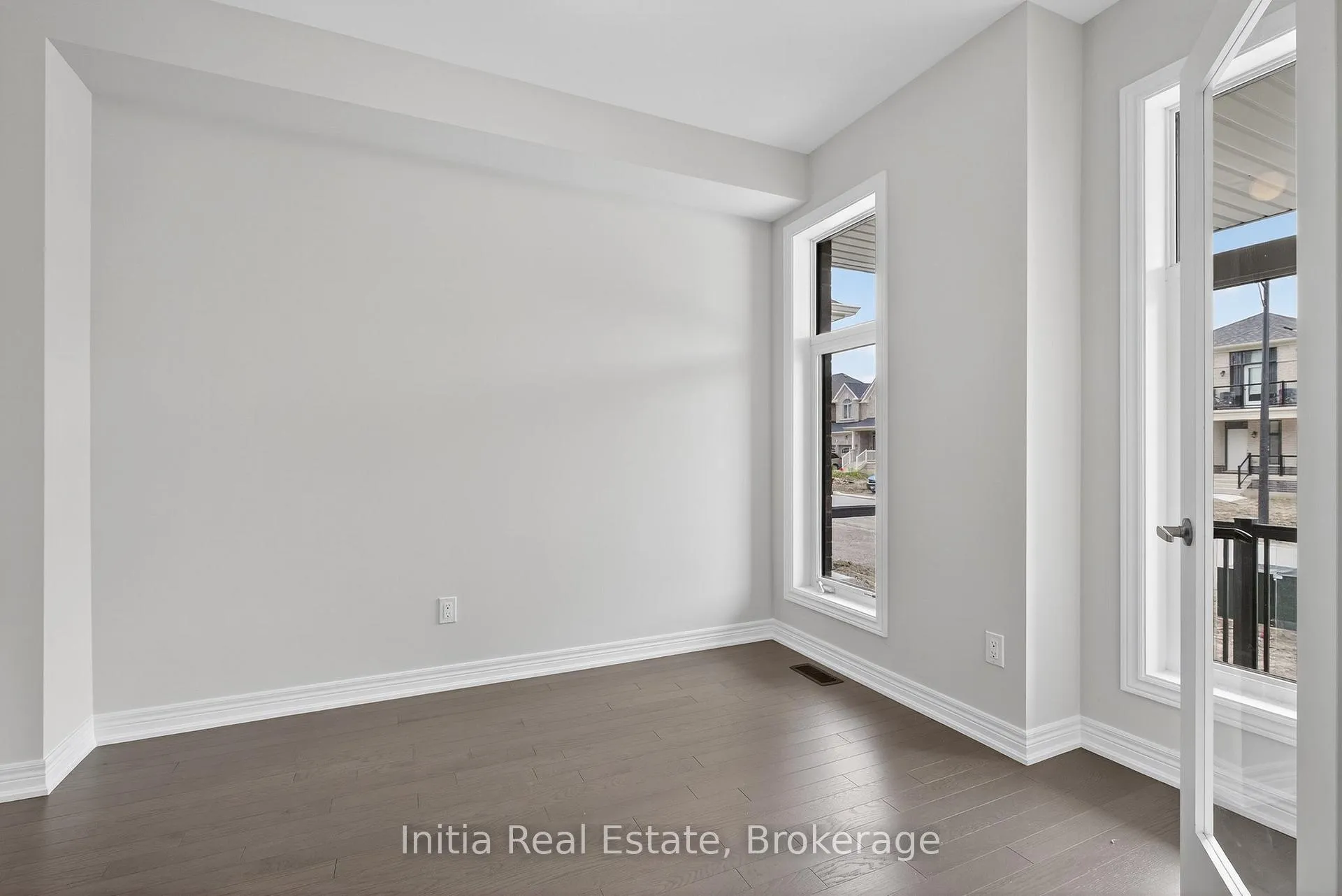 Photo 7 of 1474 Davis Loop Circle, Innisfil, Lefroy — HOMEH
