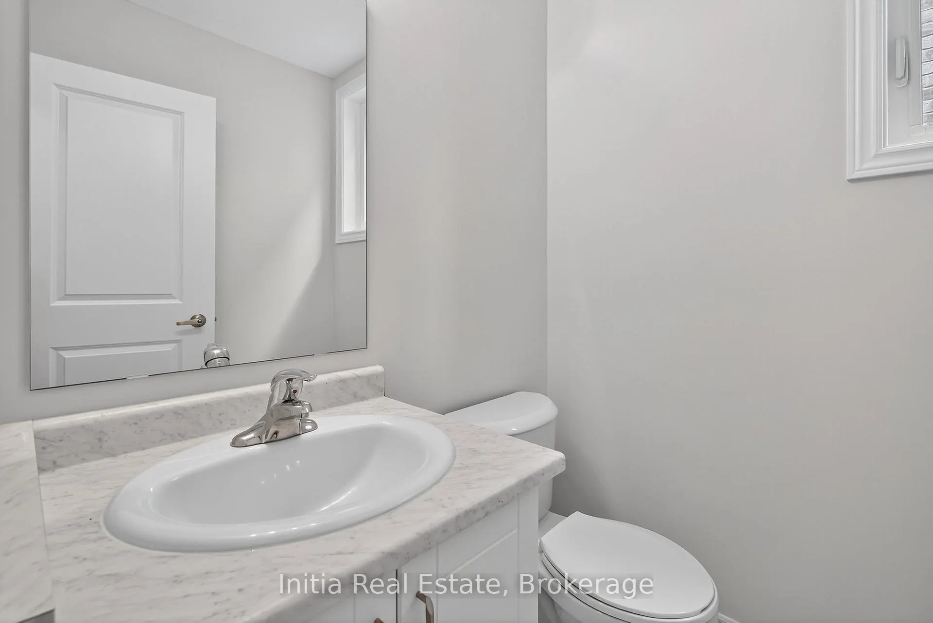 Photo 17 of 1474 Davis Loop Circle, Innisfil, Lefroy — HOMEH