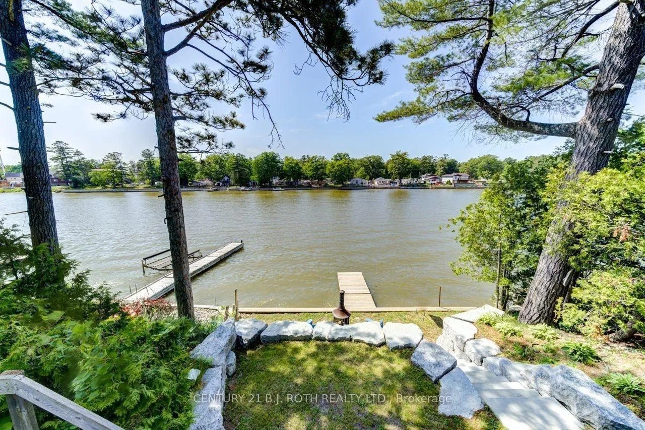 Photo 4 of 1250 River Road W, Wasaga Beach — HOMEH