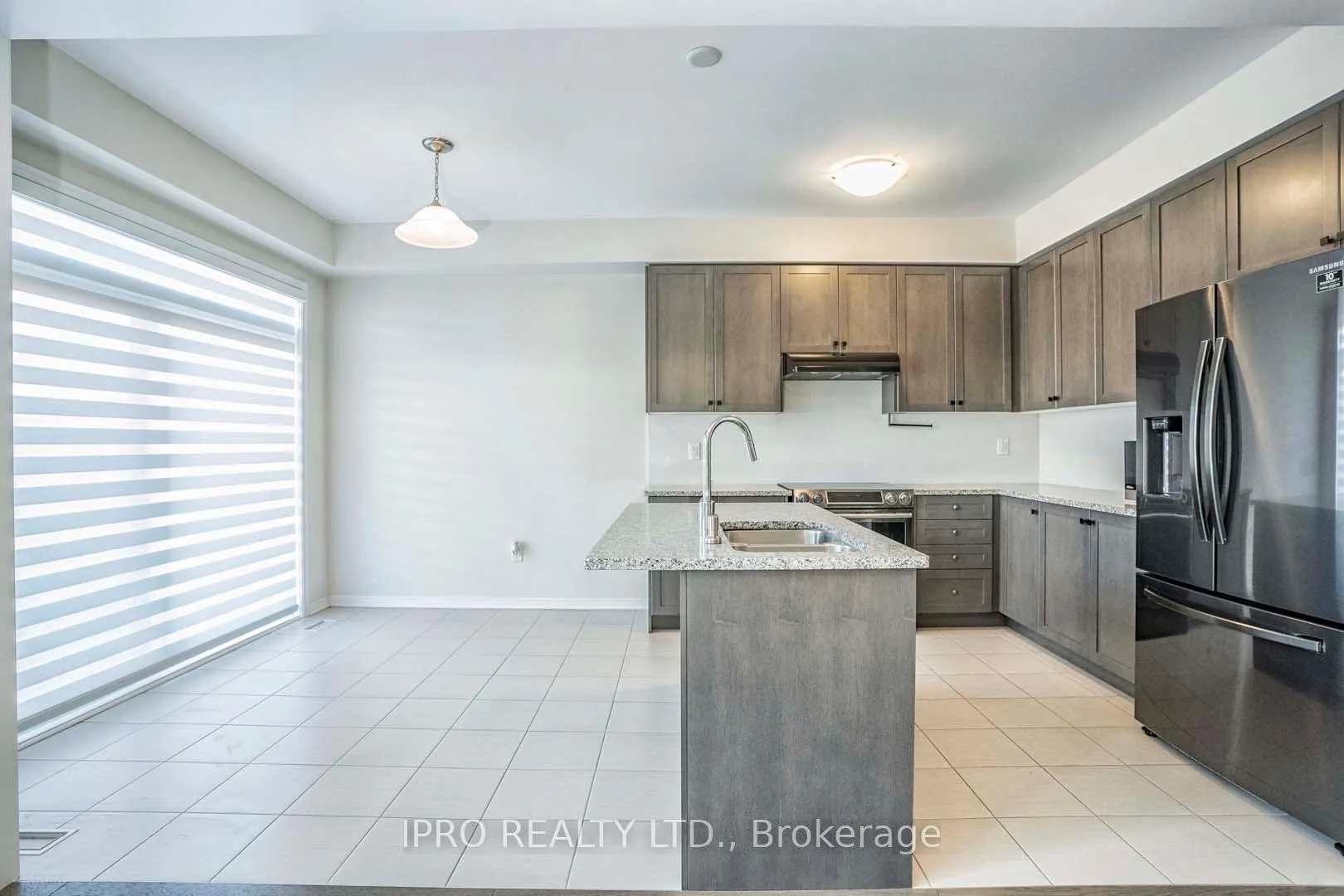 Photo 9 of 23 Cactus Crescent, Hamilton, Stoney Creek Mountain — HOMEH
