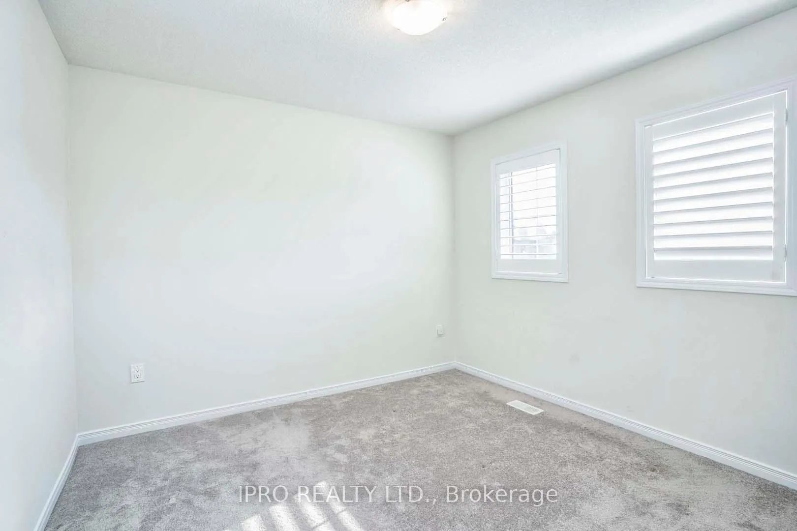 Photo 23 of 23 Cactus Crescent, Hamilton, Stoney Creek Mountain — HOMEH