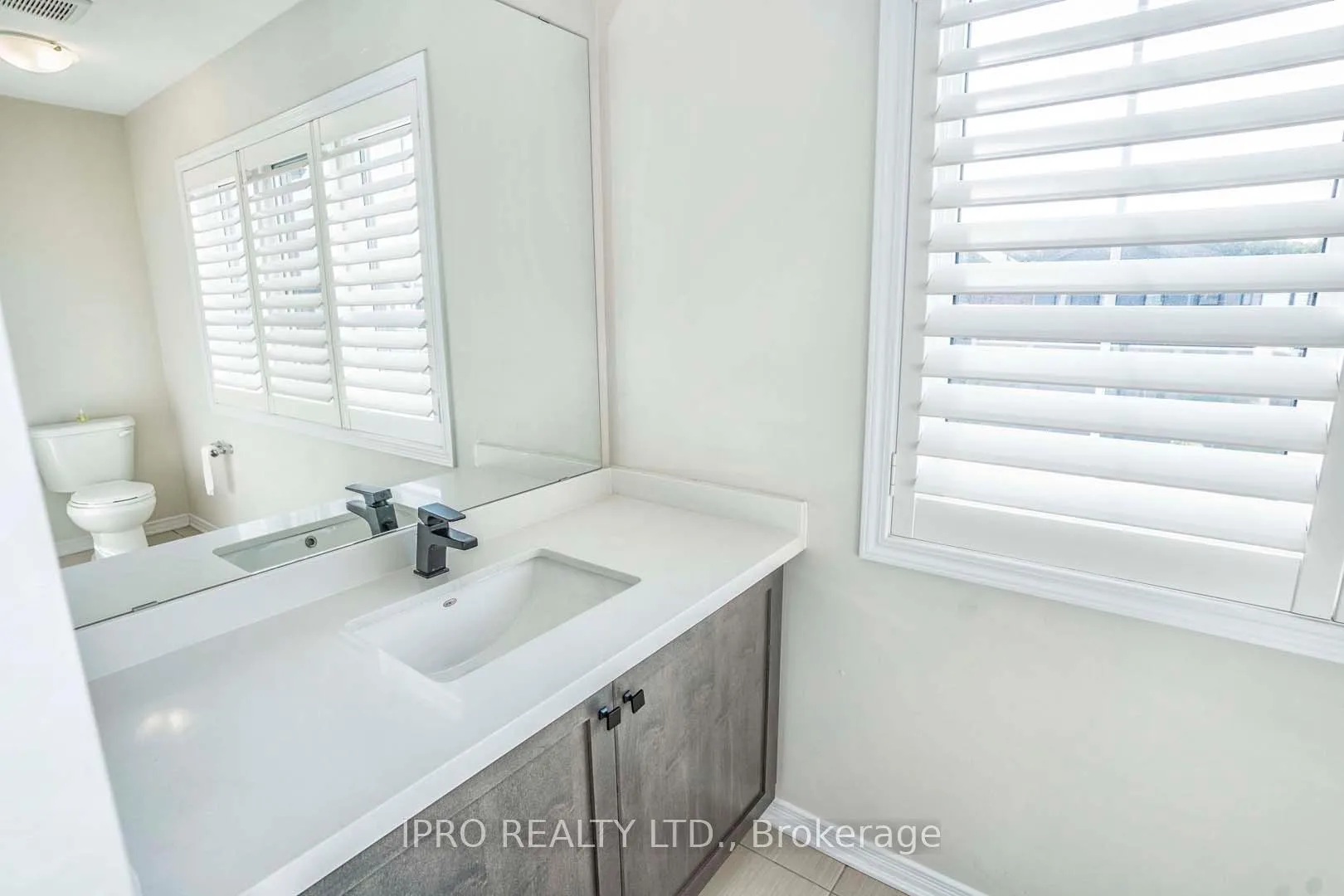 Photo 24 of 23 Cactus Crescent, Hamilton, Stoney Creek Mountain — HOMEH