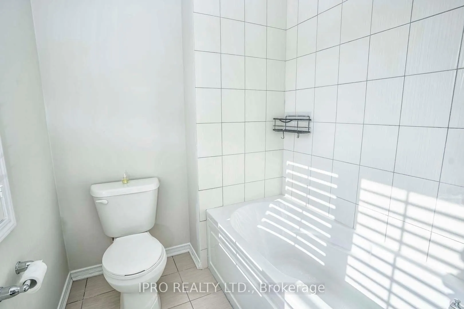 Photo 25 of 23 Cactus Crescent, Hamilton, Stoney Creek Mountain — HOMEH