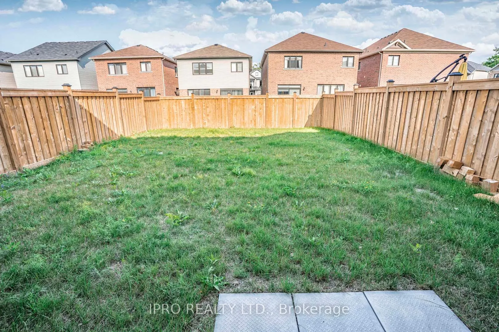 Photo 26 of 23 Cactus Crescent, Hamilton, Stoney Creek Mountain — HOMEH