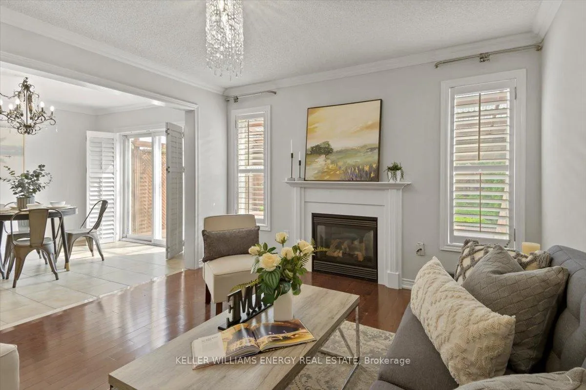 Photo 11 of 5 Bishopgate Street, Whitby, Williamsburg — HOMEH