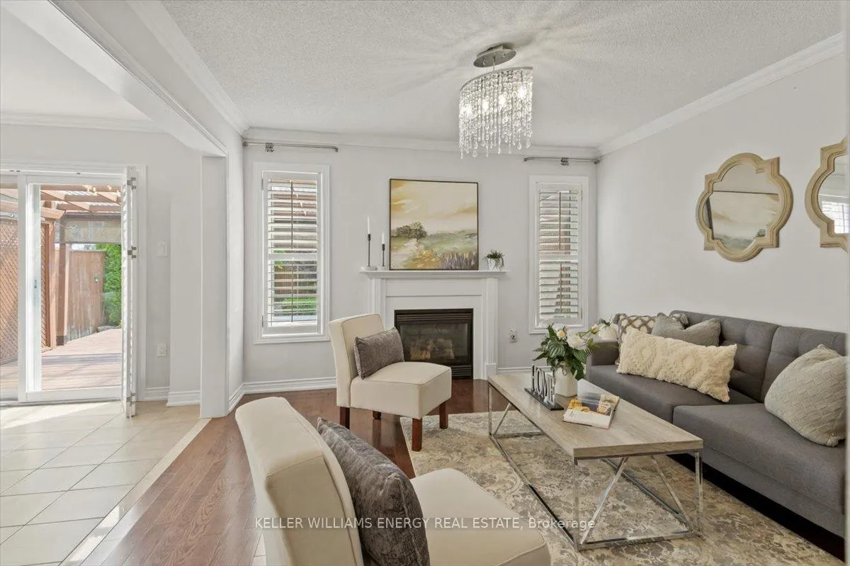 Photo 12 of 5 Bishopgate Street, Whitby, Williamsburg — HOMEH