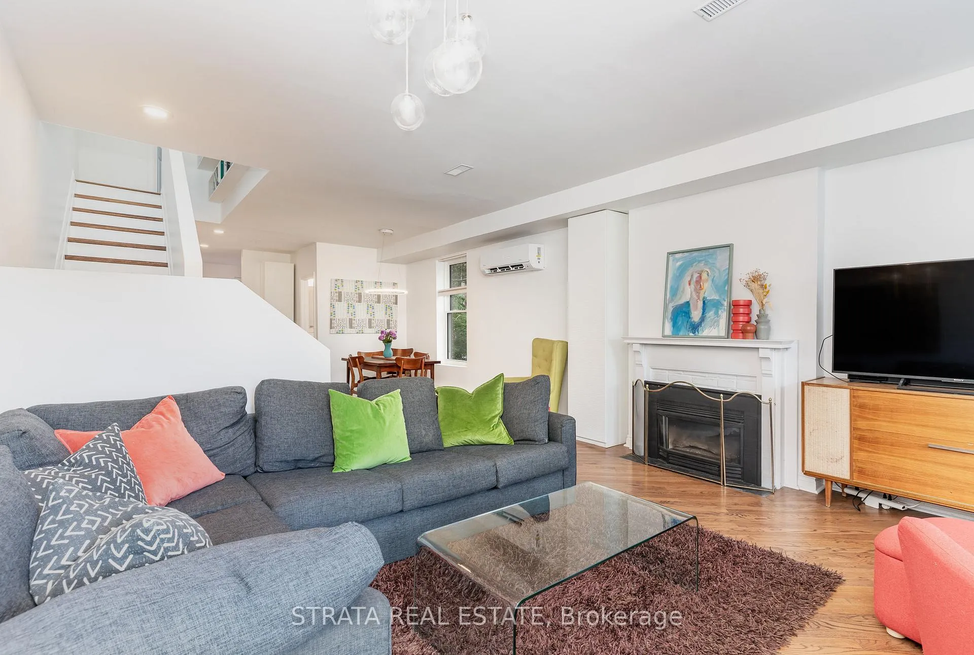 Photo 4 of 623 Broadview Avenue, Toronto, North Riverdale — HOMEH