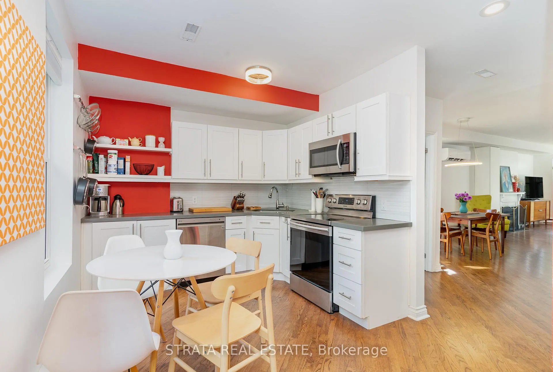 Photo 13 of 623 Broadview Avenue, Toronto, North Riverdale — HOMEH