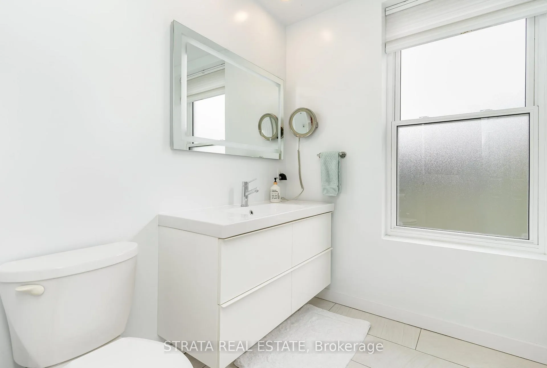 Photo 17 of 623 Broadview Avenue, Toronto, North Riverdale — HOMEH