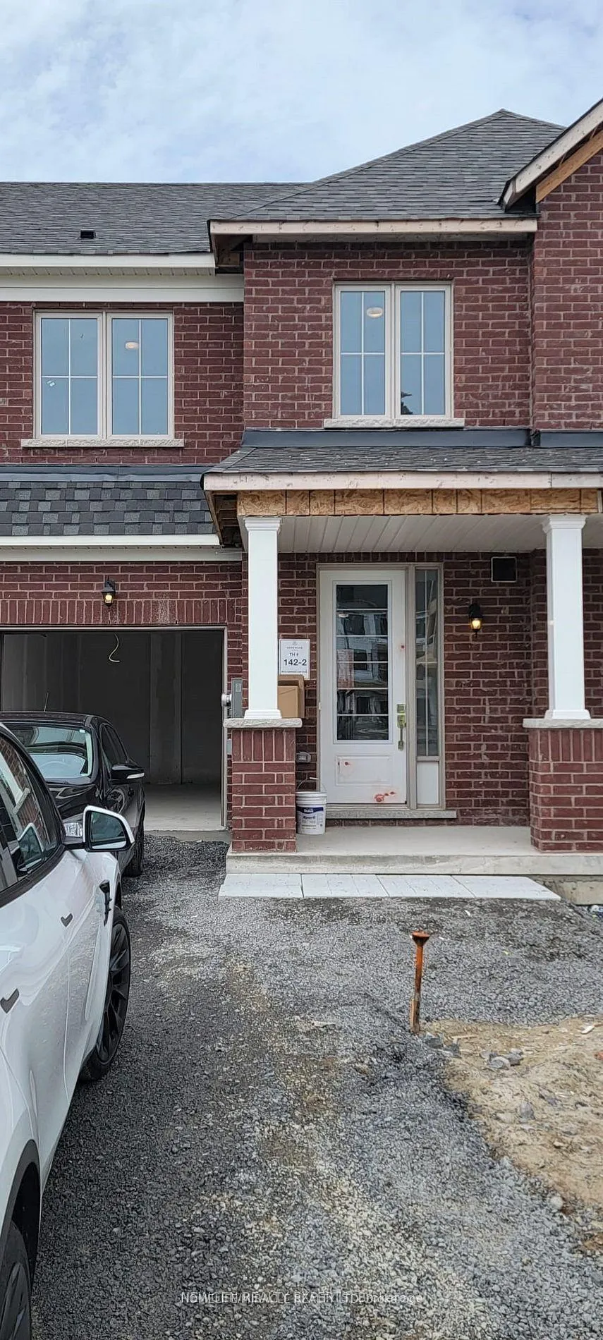 Photo 1 of 2012 Cameron Lott Crescent, Oshawa, Kedron — HOMEH