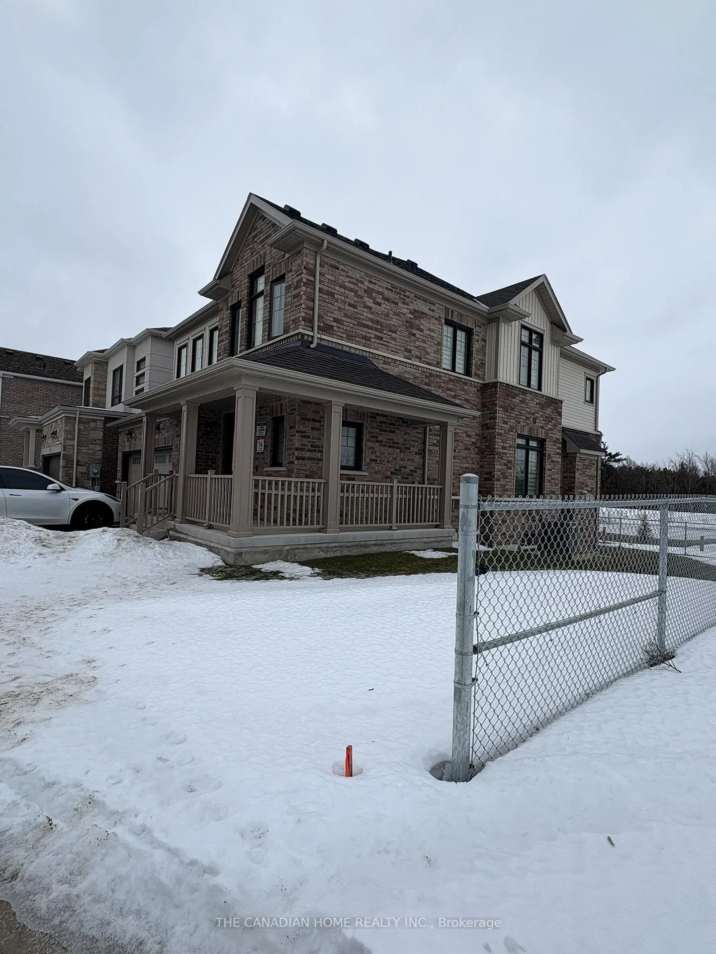Photo 2 of 16 Shepherd Drive, Barrie, Painswick South — HOMEH