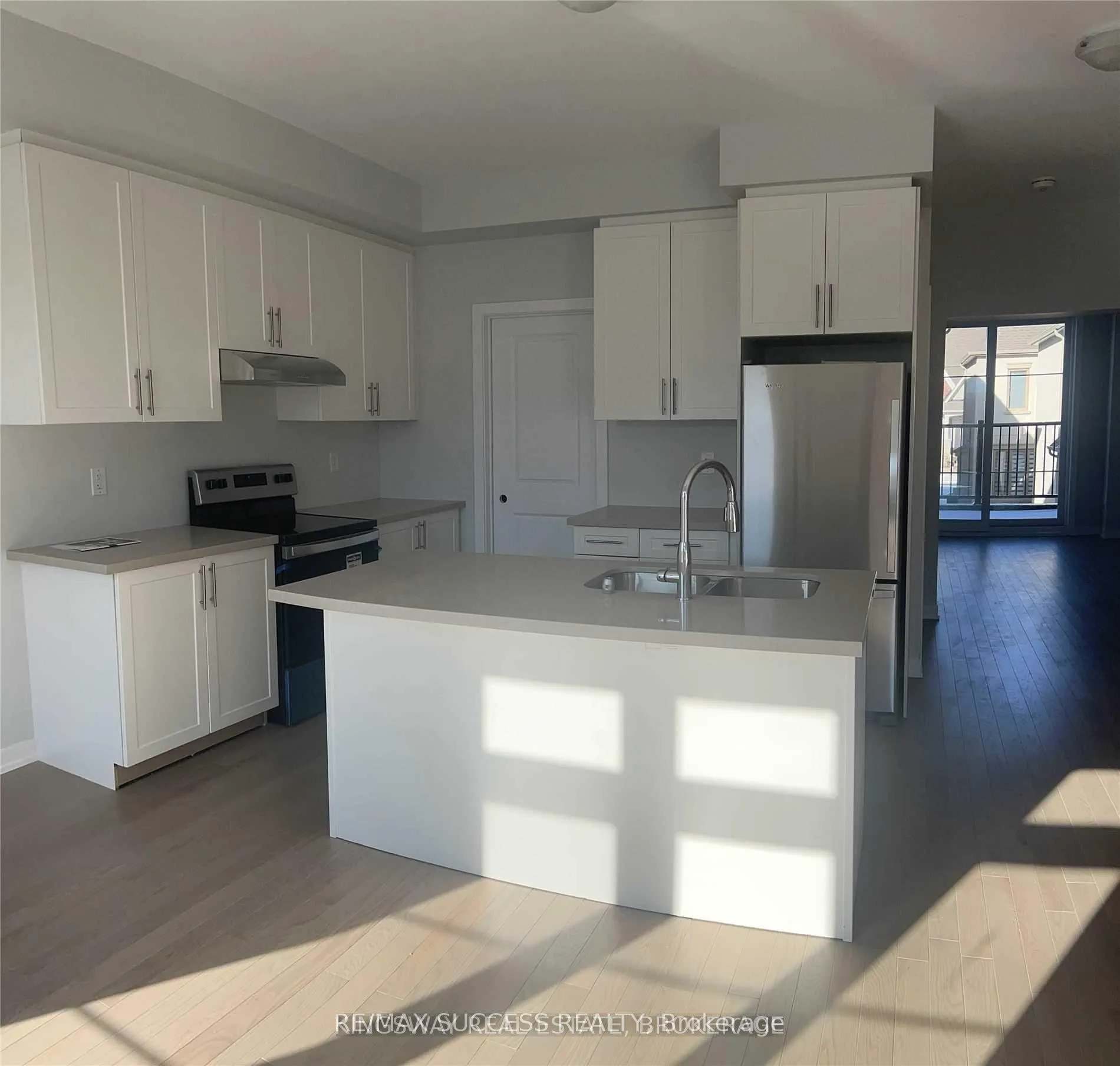 Photo 8 of 6 Percy Rye Avenue, Markham, Angus Glen — HOMEH