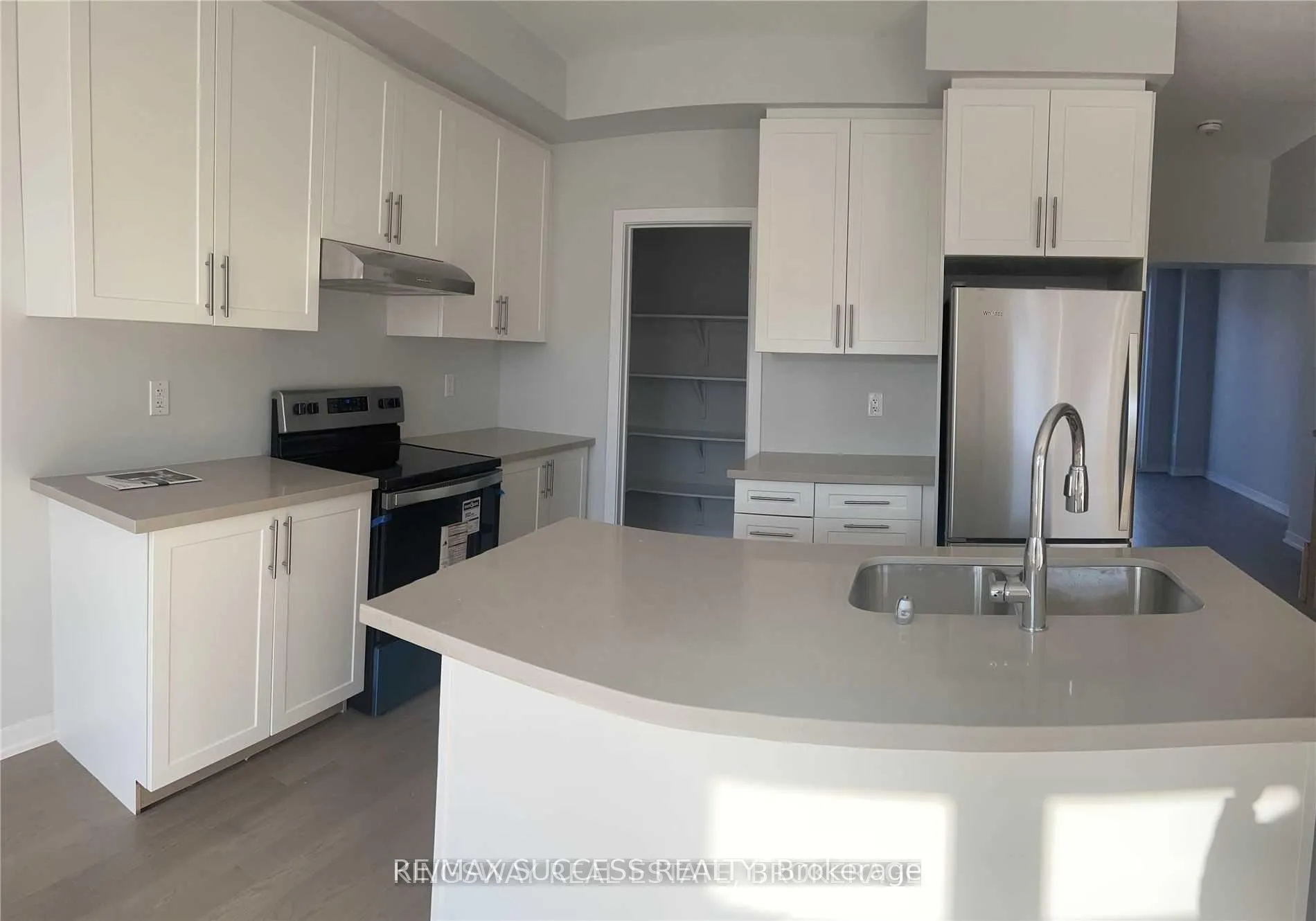 Photo 10 of 6 Percy Rye Avenue, Markham, Angus Glen — HOMEH