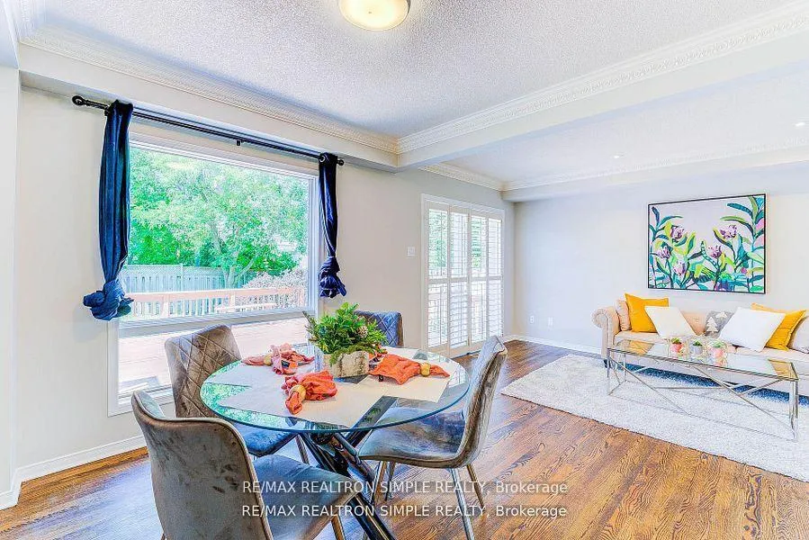 Photo 7 of 71 Schouten Crescent, Markham, Vinegar Hill — HOMEH
