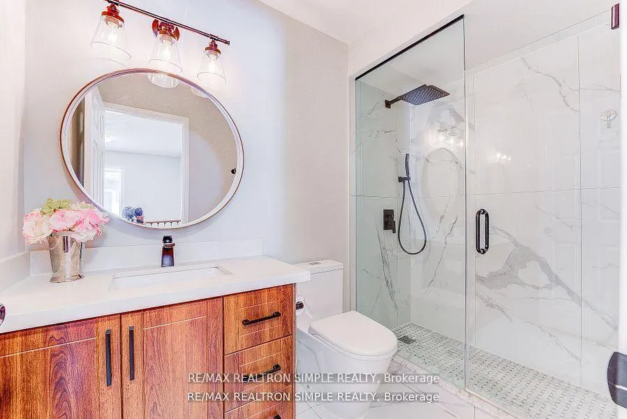 Photo 14 of 71 Schouten Crescent, Markham, Vinegar Hill — HOMEH