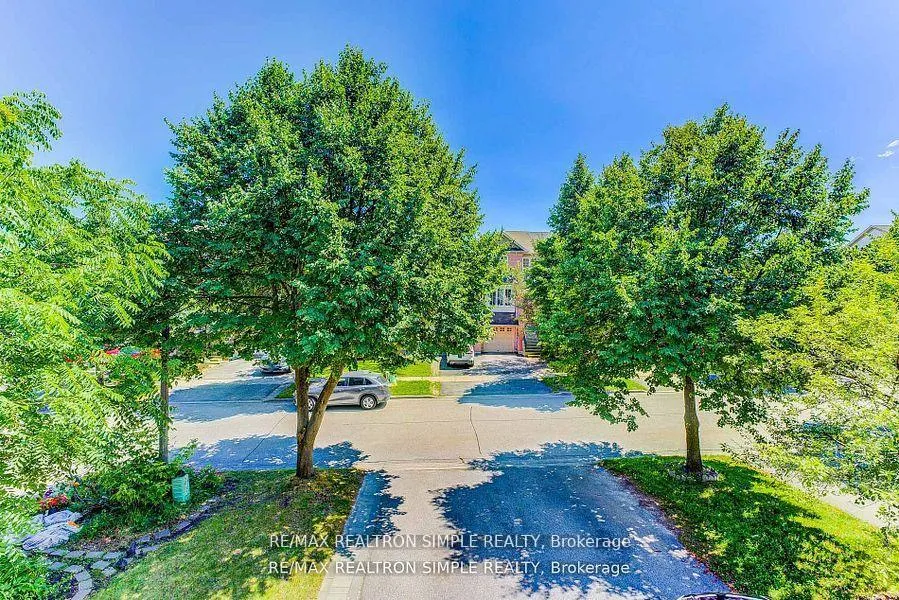 Photo 15 of 71 Schouten Crescent, Markham, Vinegar Hill — HOMEH