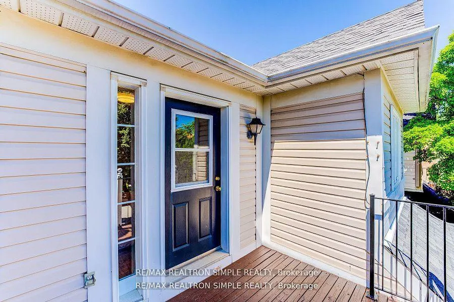 Photo 21 of 71 Schouten Crescent, Markham, Vinegar Hill — HOMEH