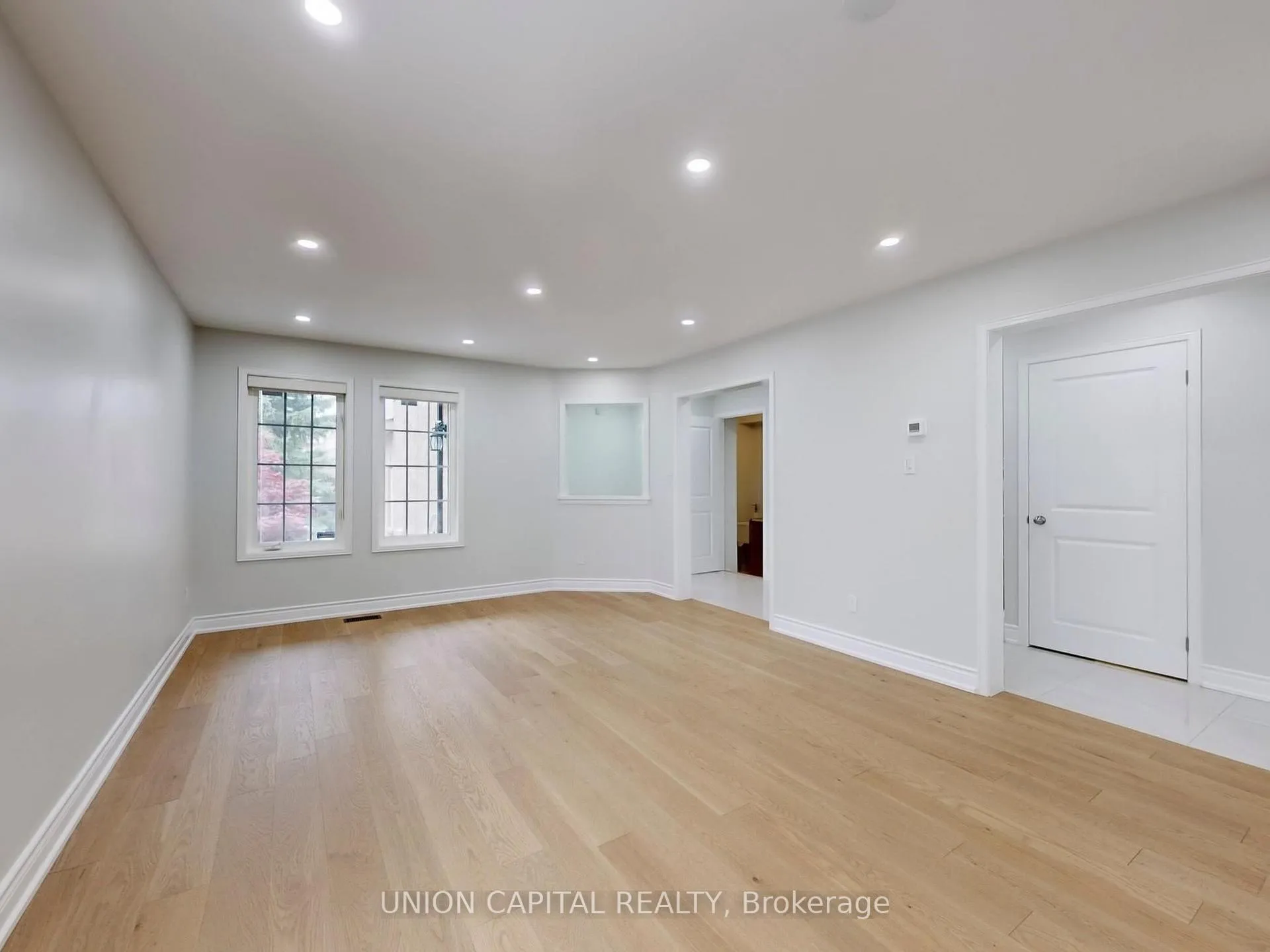 Photo 12 of 143 Halterwood Circle, Markham, Markville — HOMEH