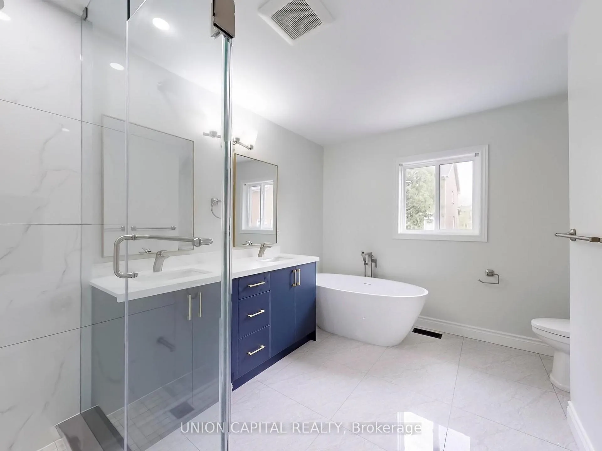 Photo 24 of 143 Halterwood Circle, Markham, Markville — HOMEH