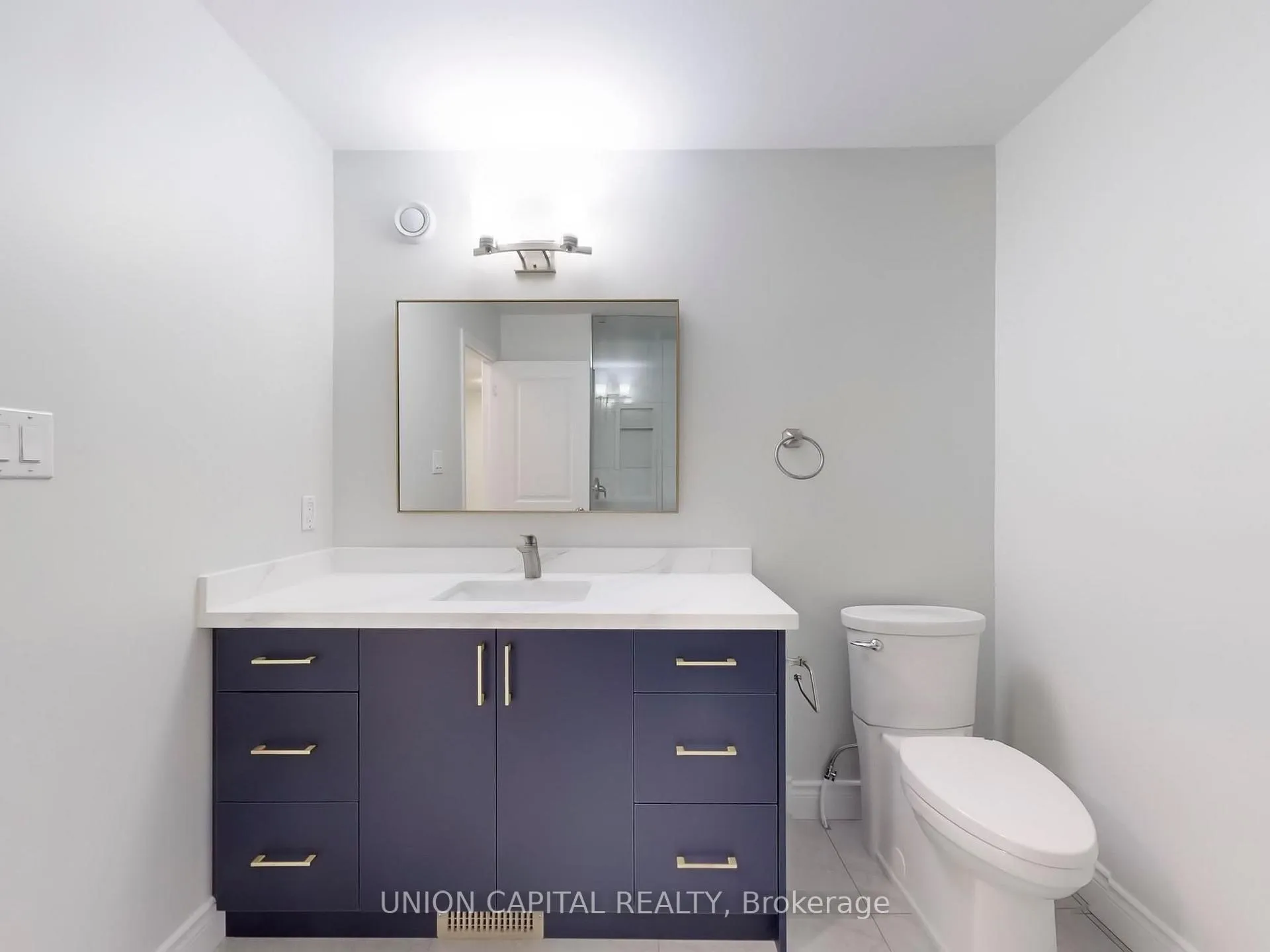 Photo 38 of 143 Halterwood Circle, Markham, Markville — HOMEH
