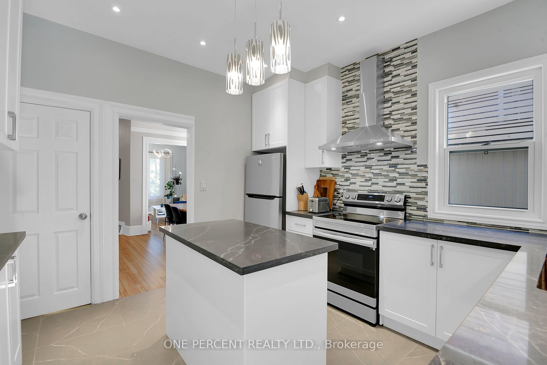 Photo 12 of 96 Lees Avenue, Ottawa, Ottawa East — HOMEH