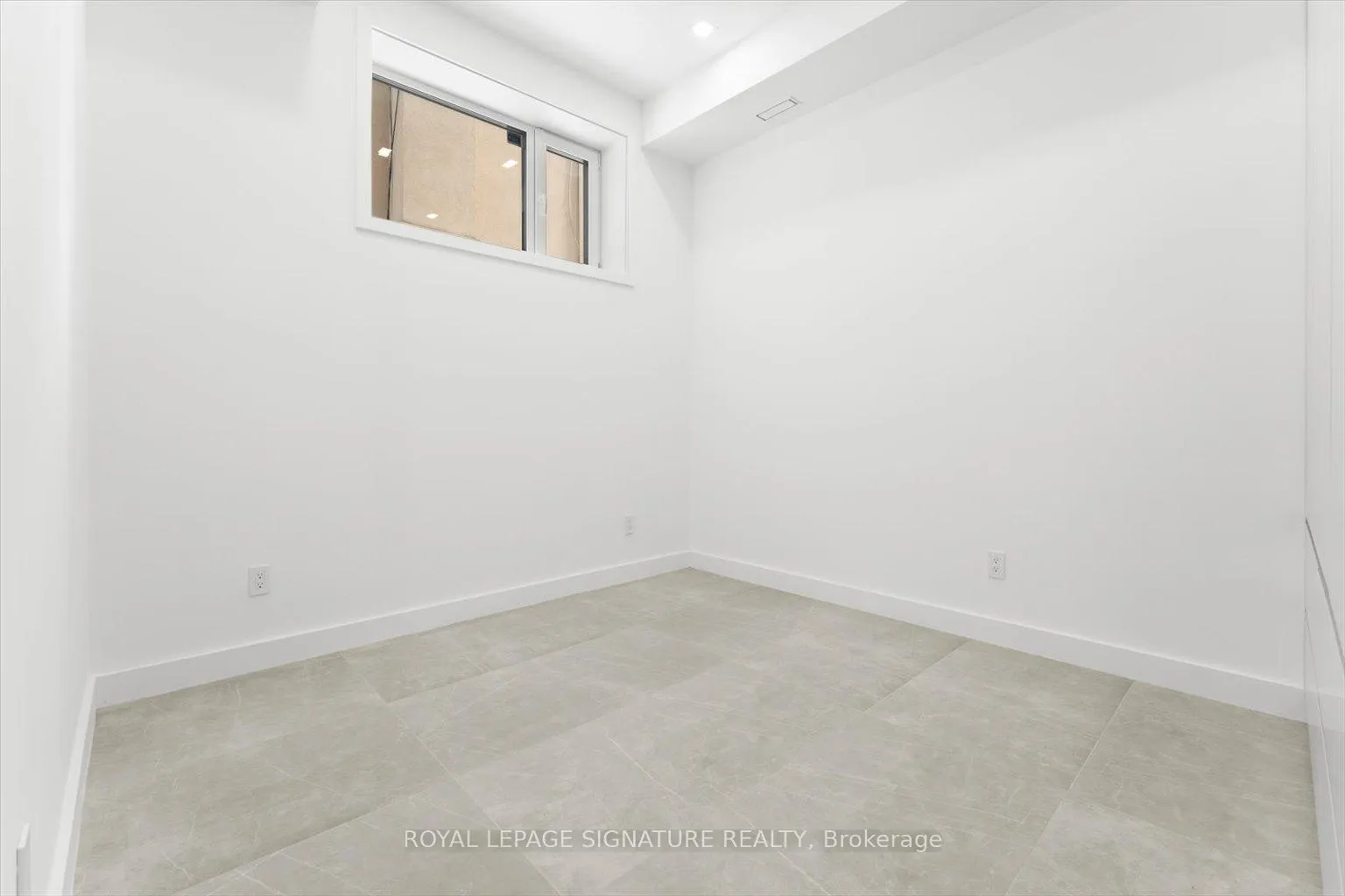 Photo 29 of 89 Stuart Avenue, North York, Lansing-Westgate — HOMEH