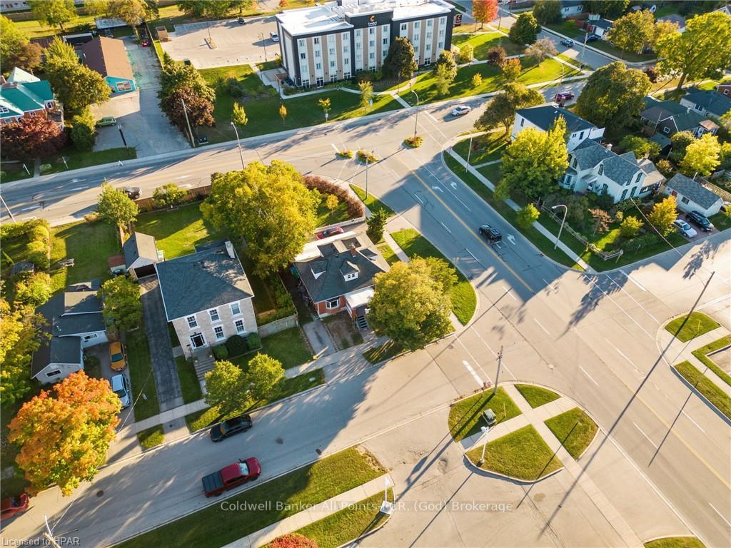 Photo 39 of 80 Picton Street E, Goderich, Goderich (Town) — HOMEH