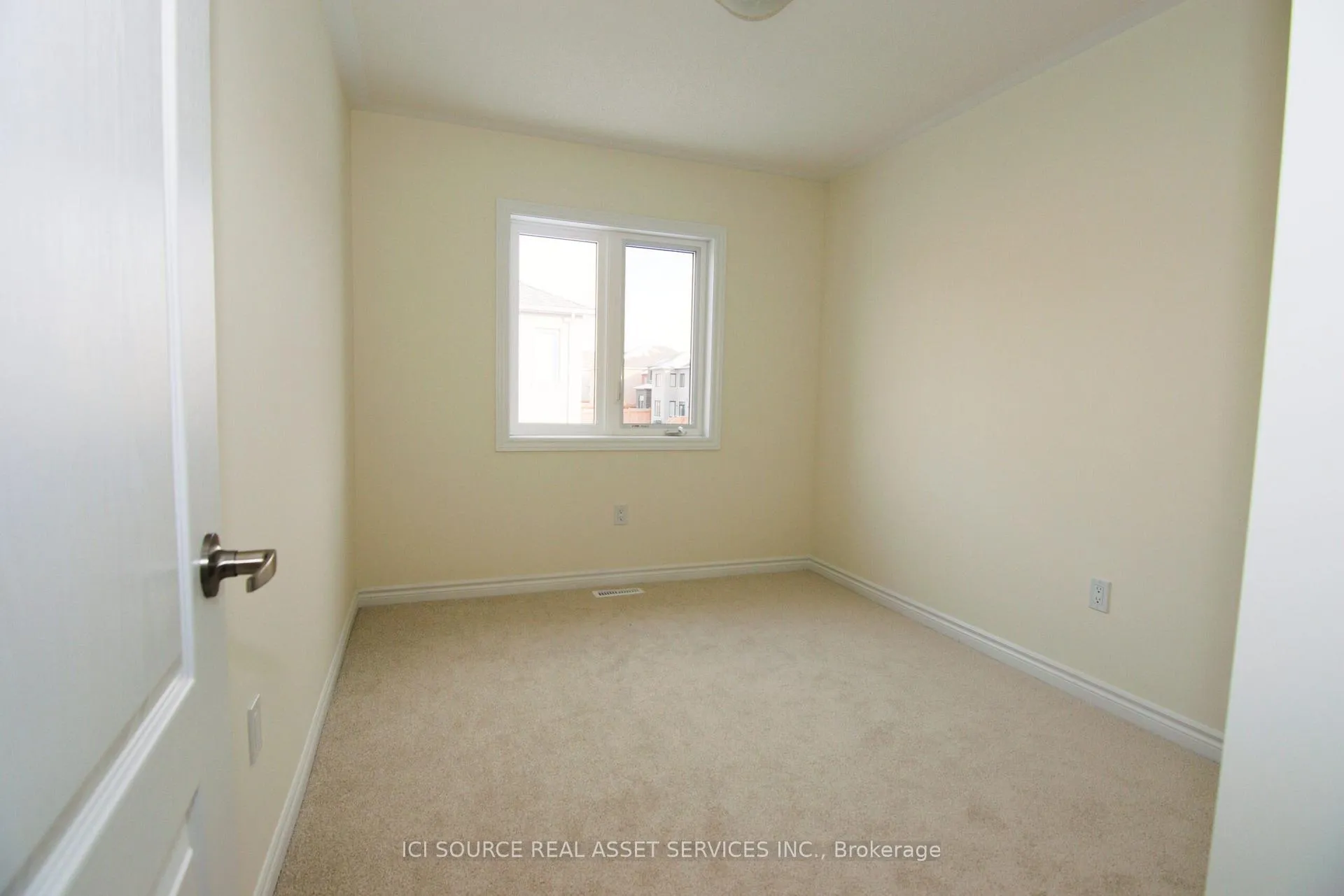 Photo 14 of 50 Mountainside Crescent, Whitby, Rolling Acres — HOMEH