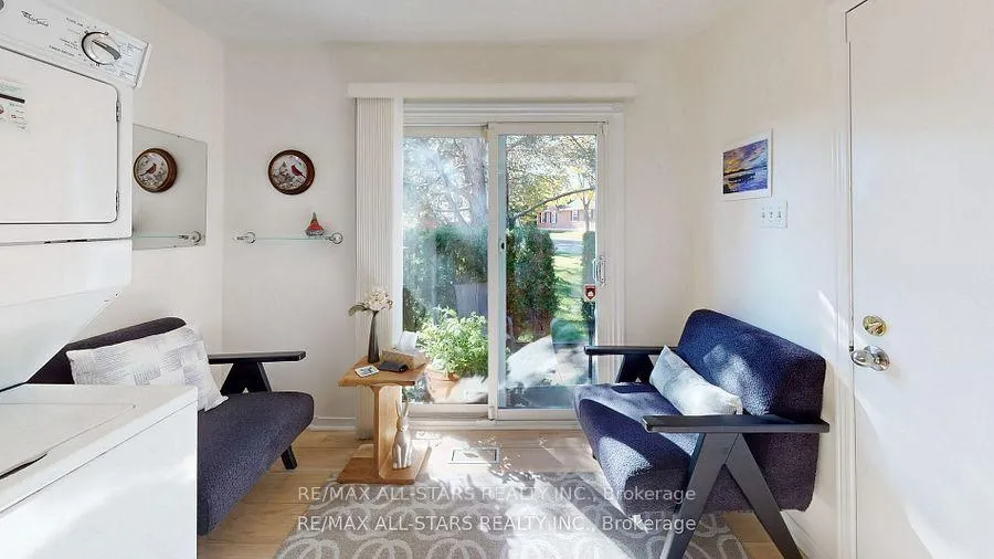 Photo 17 of Unit 5, 5 Beswick Lane, Uxbridge — HOMEH
