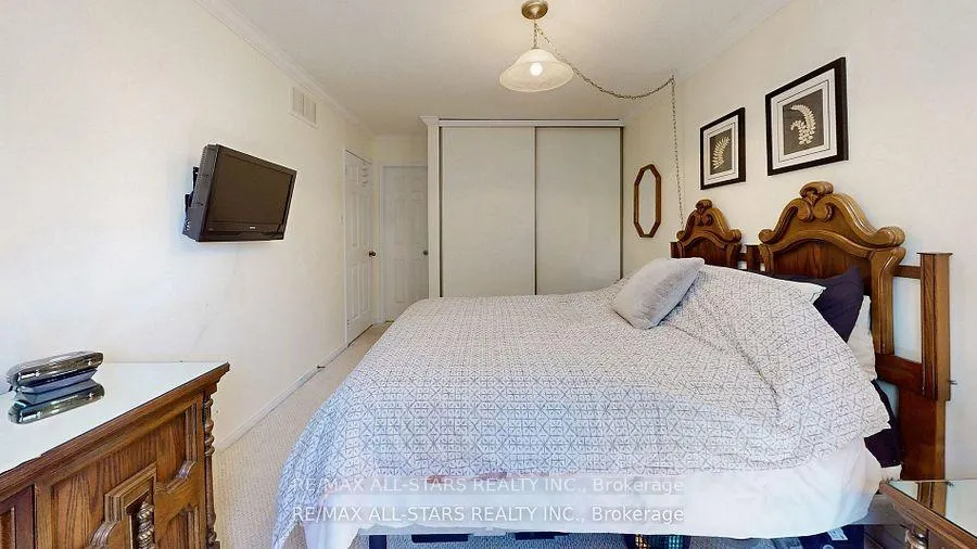 Photo 20 of Unit 5, 5 Beswick Lane, Uxbridge — HOMEH