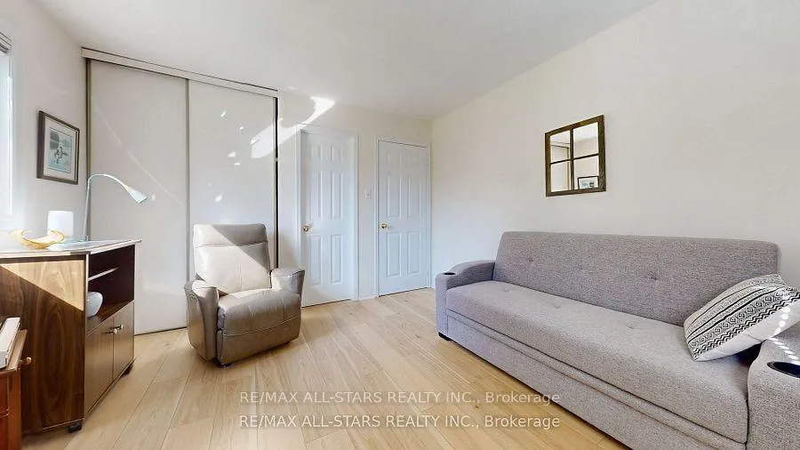 Photo 23 of Unit 5, 5 Beswick Lane, Uxbridge — HOMEH