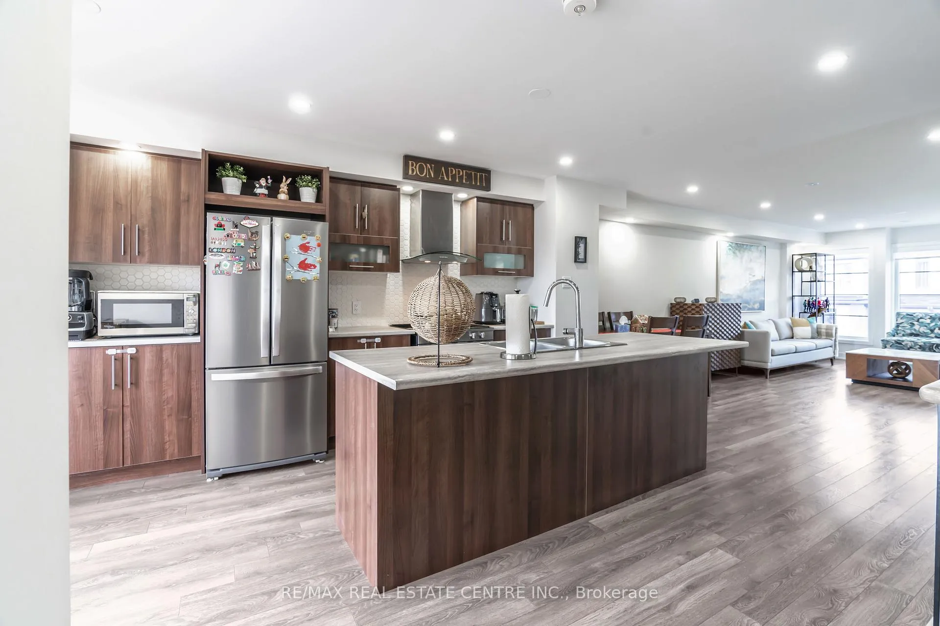 Photo 12 of 93 Donald Fleming Way, Whitby, Pringle Creek — HOMEH