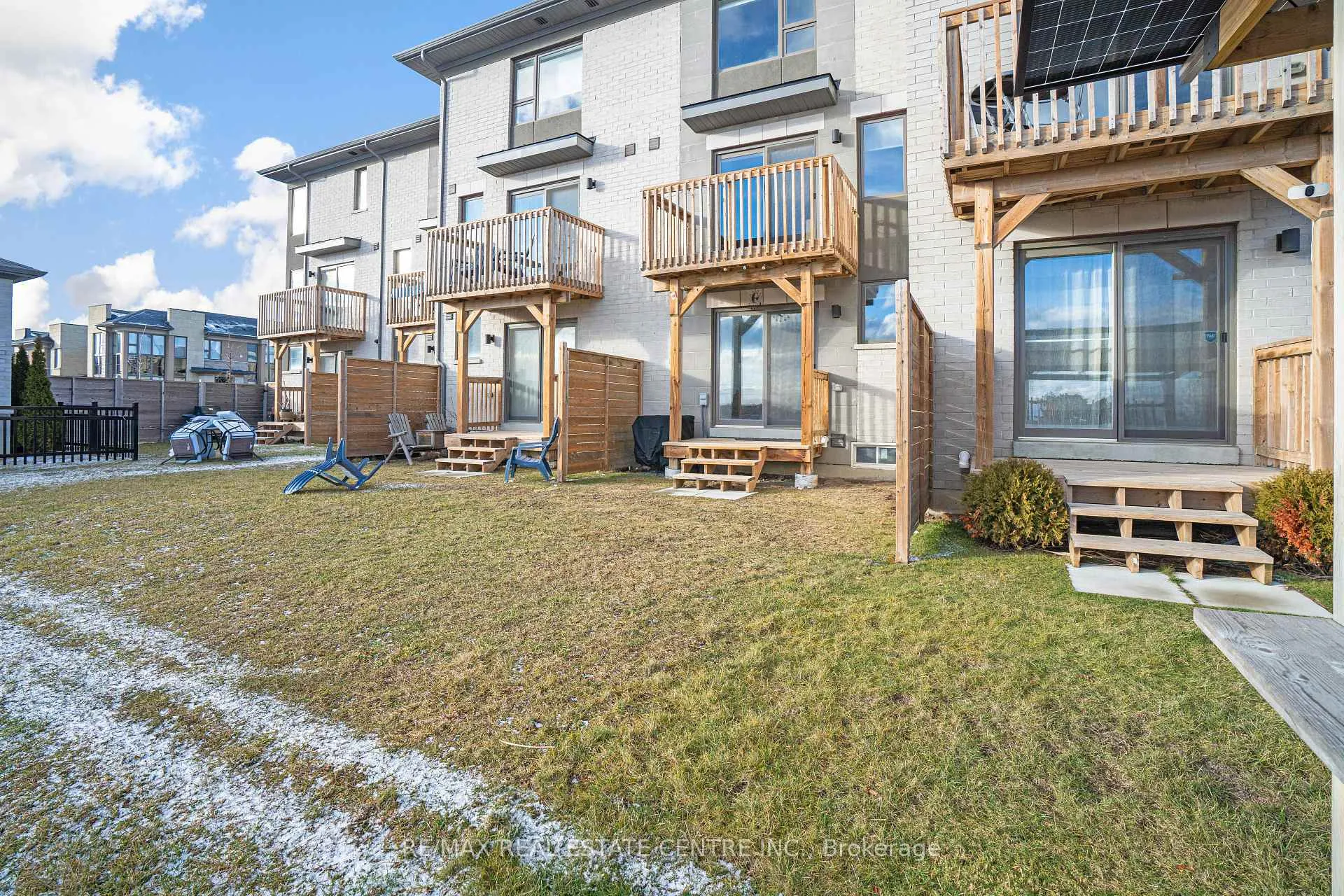 Photo 38 of 93 Donald Fleming Way, Whitby, Pringle Creek — HOMEH