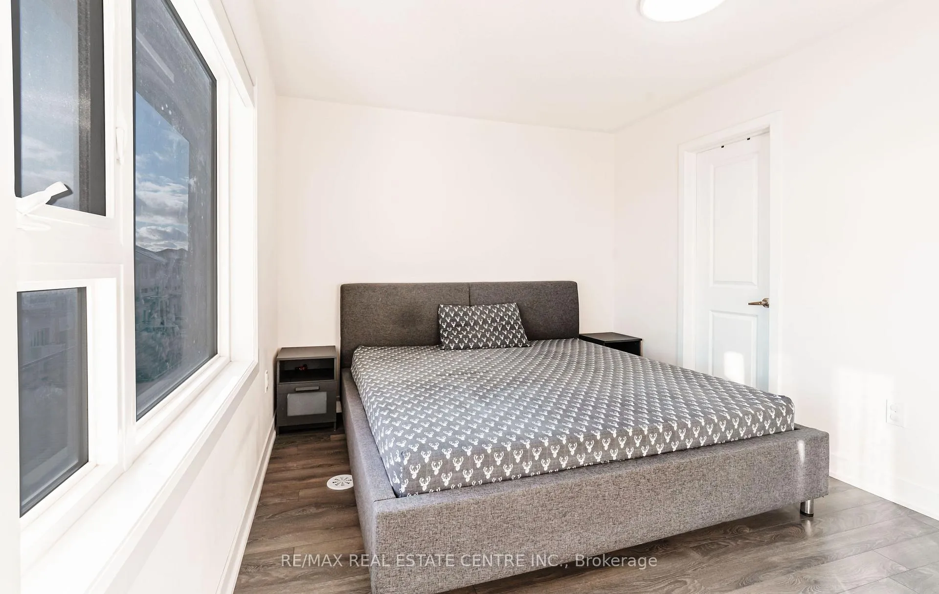 Photo 40 of 93 Donald Fleming Way, Whitby, Pringle Creek — HOMEH