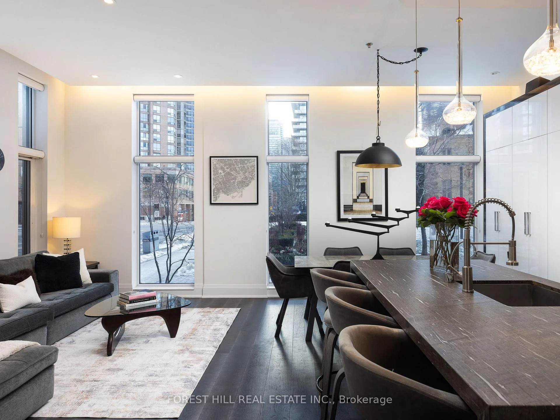 Photo 3 of 1074 Bay Street, Toronto, Bay Street Corridor — HOMEH