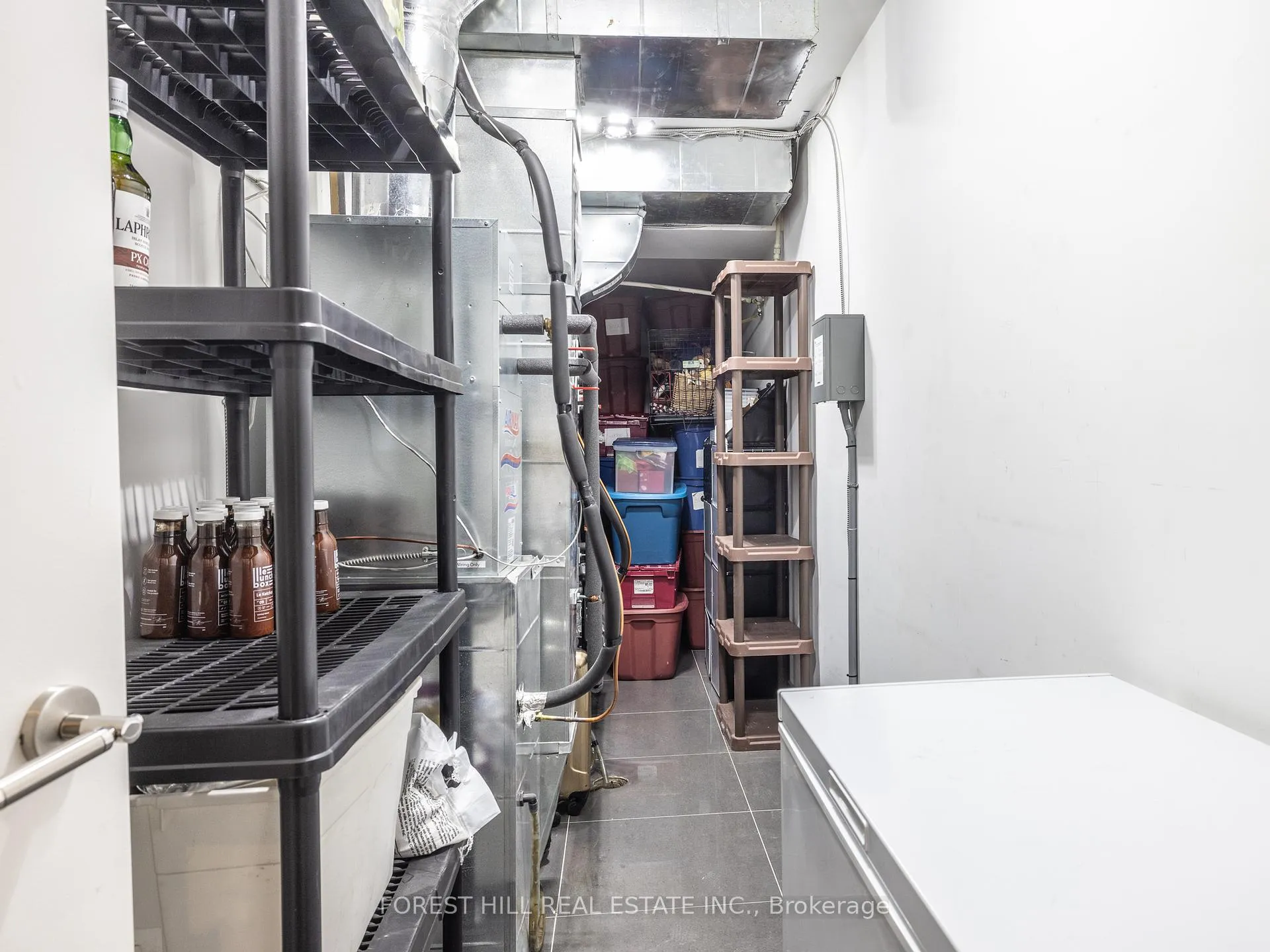 Photo 28 of 1074 Bay Street, Toronto, Bay Street Corridor — HOMEH