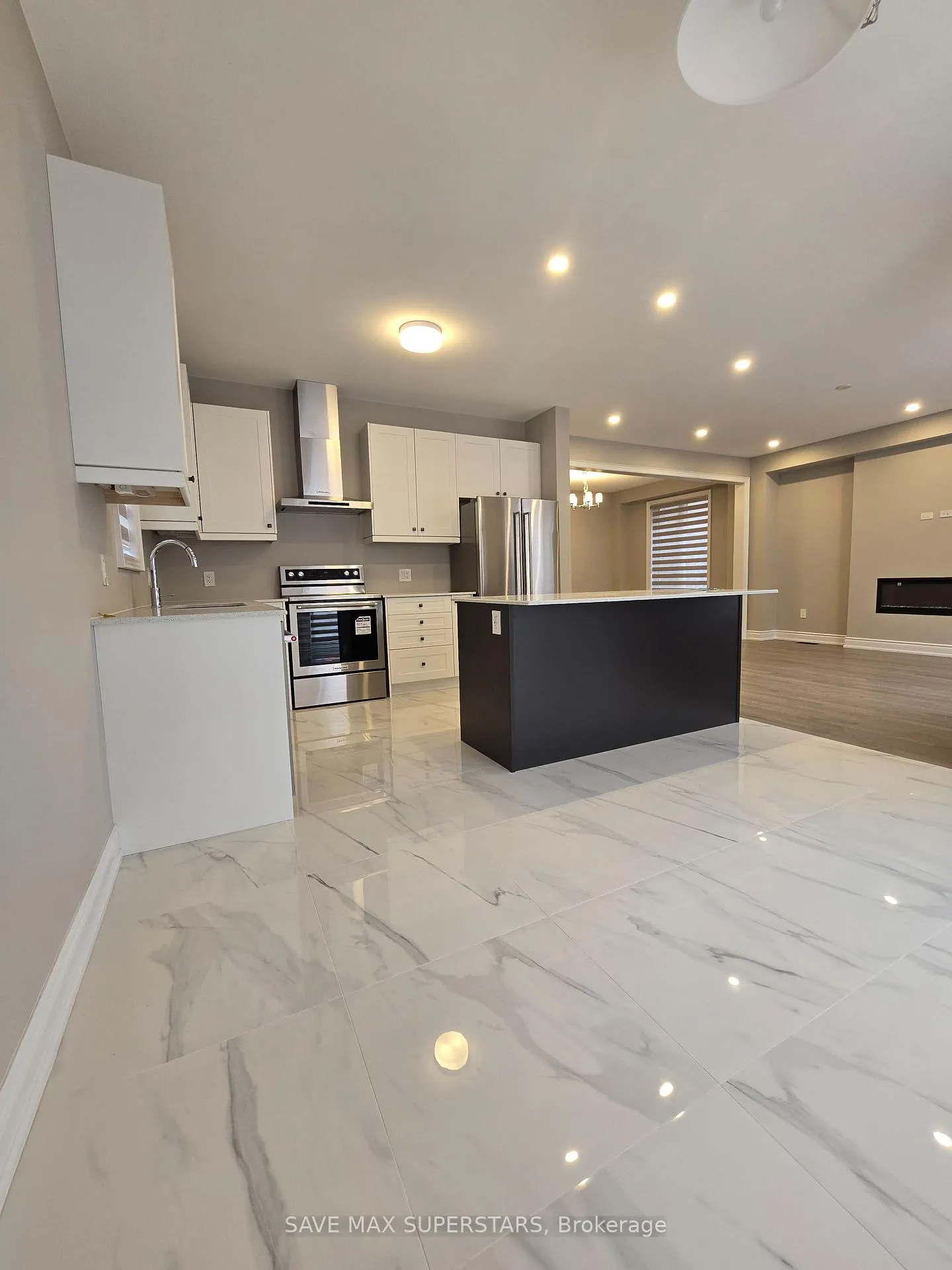 Photo 11 of 11 Periwinkle Road, Springwater, Midhurst — HOMEH