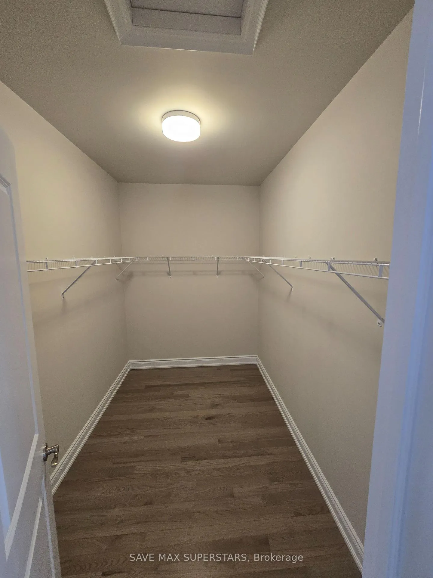 Photo 24 of 11 Periwinkle Road, Springwater, Midhurst — HOMEH