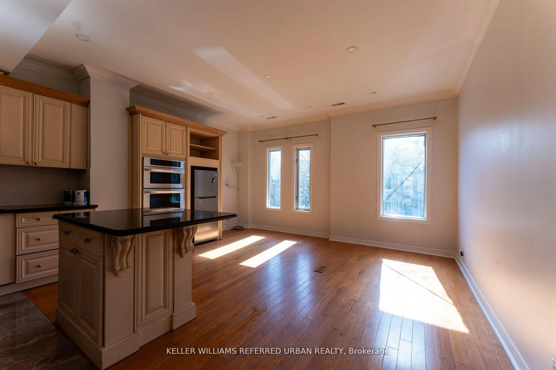 Photo 3 of Unit Upper, 177 Strachan Avenue, Toronto, Niagara — HOMEH